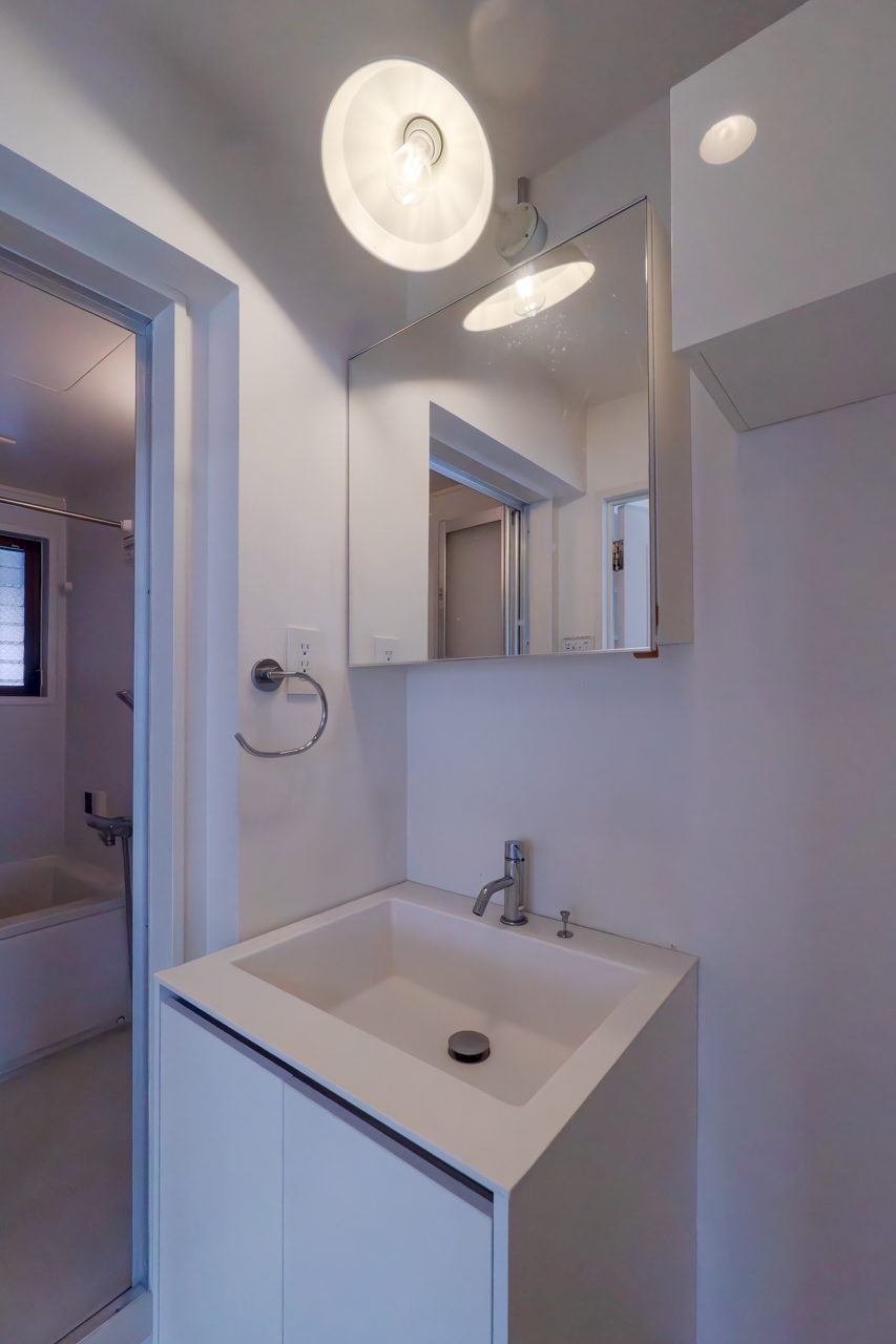 洗面台（301号室）