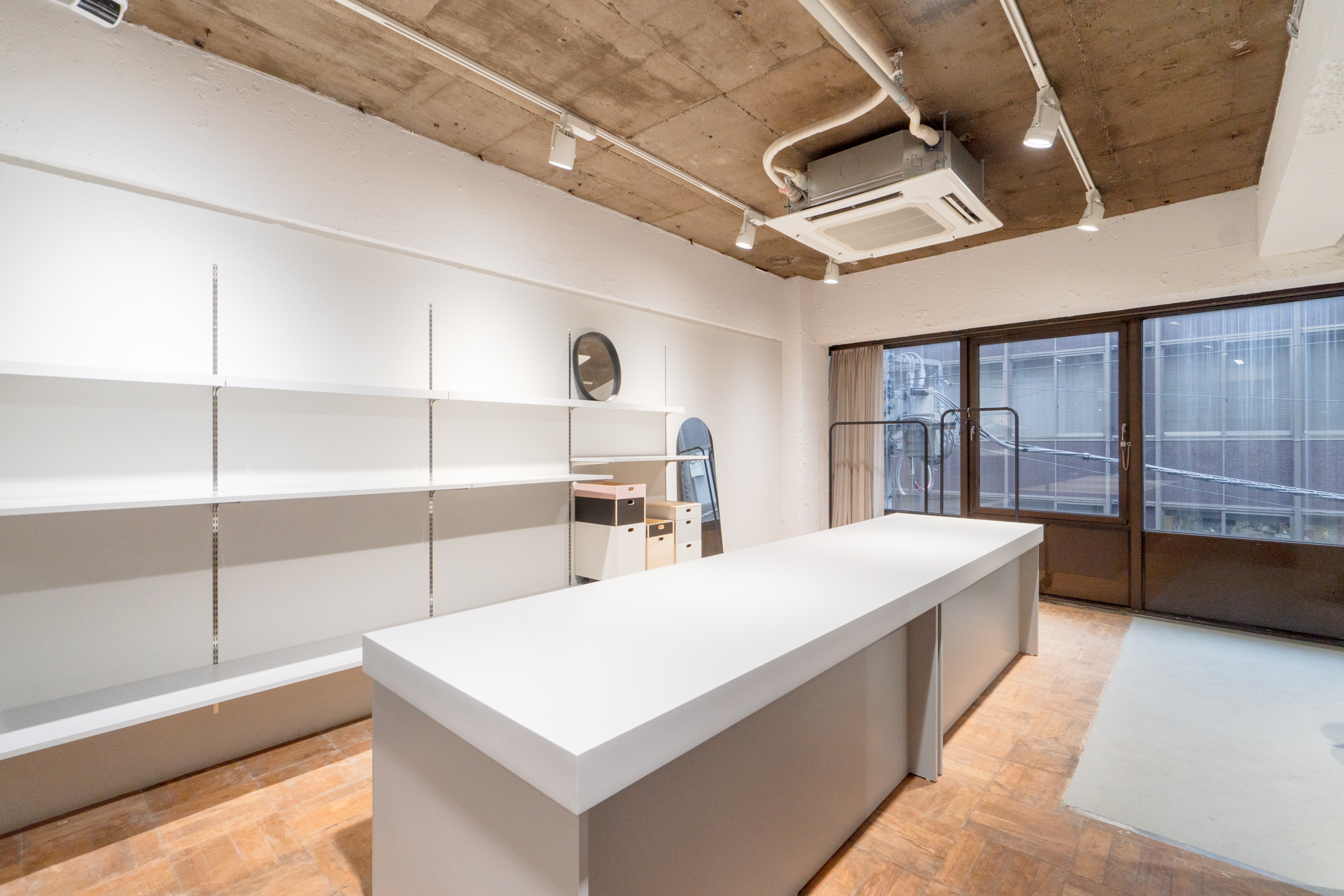 家具備品等は撤去予定です