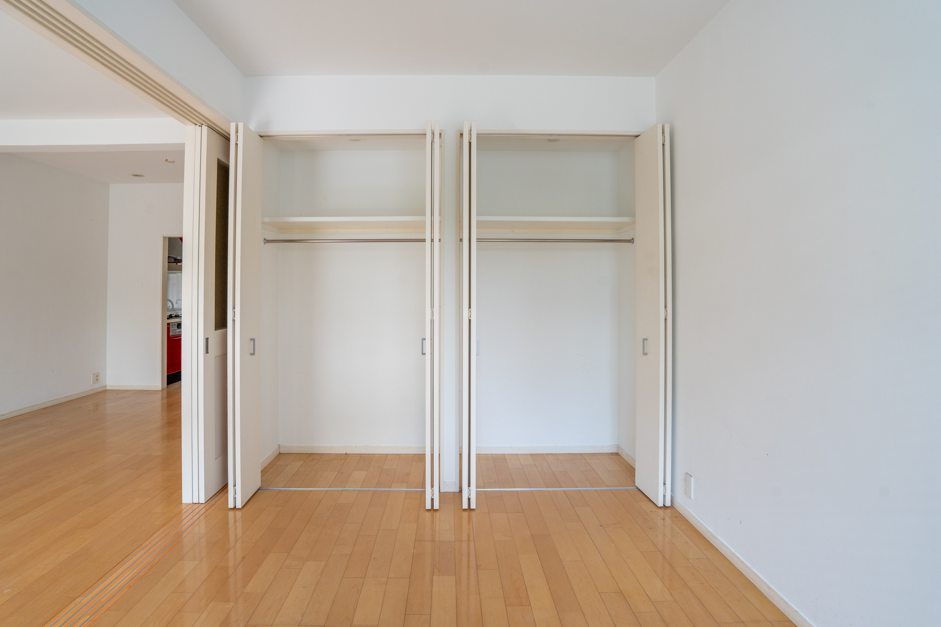 クローゼットオープン