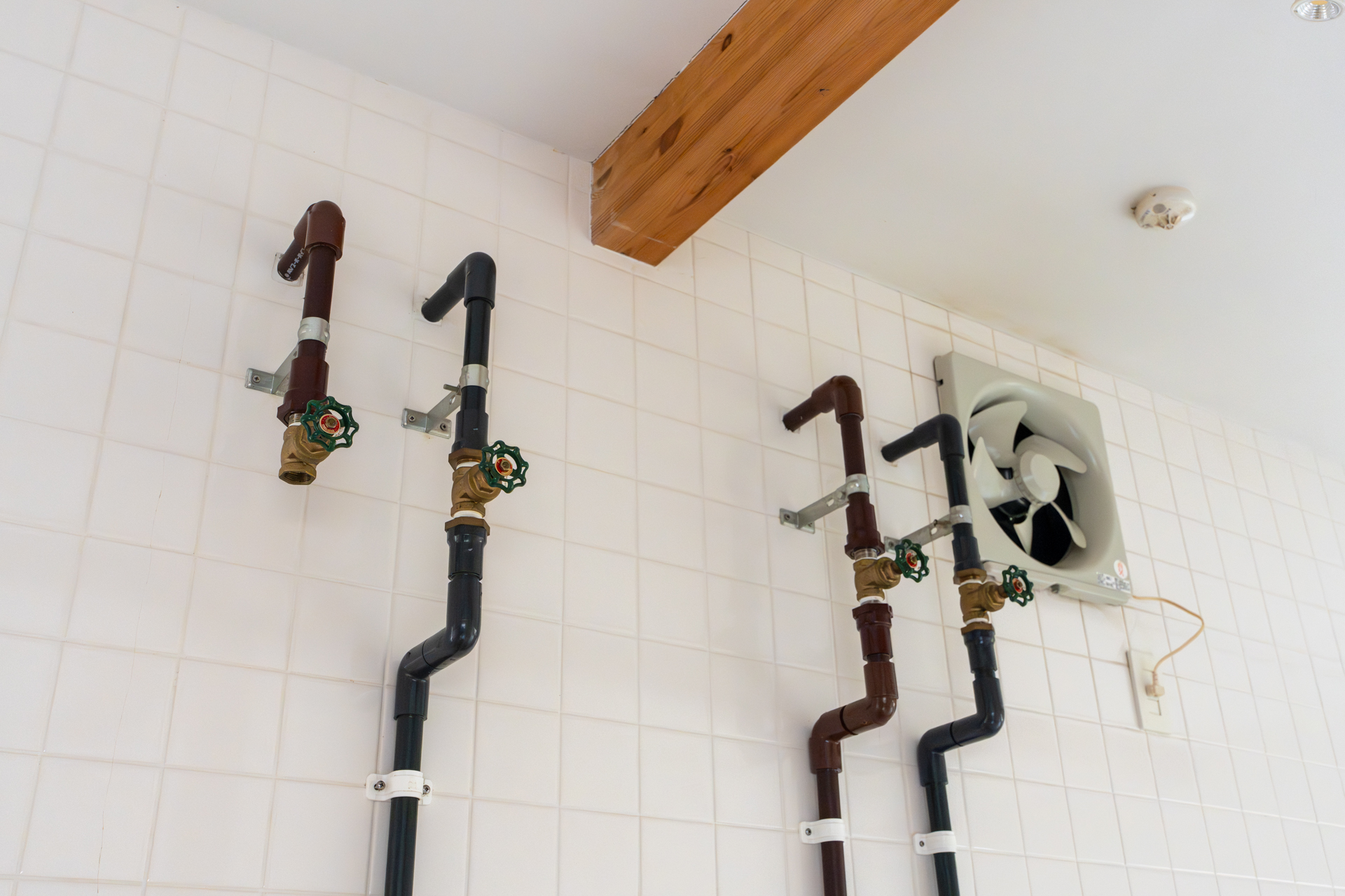 配管がデザインのアクセントに