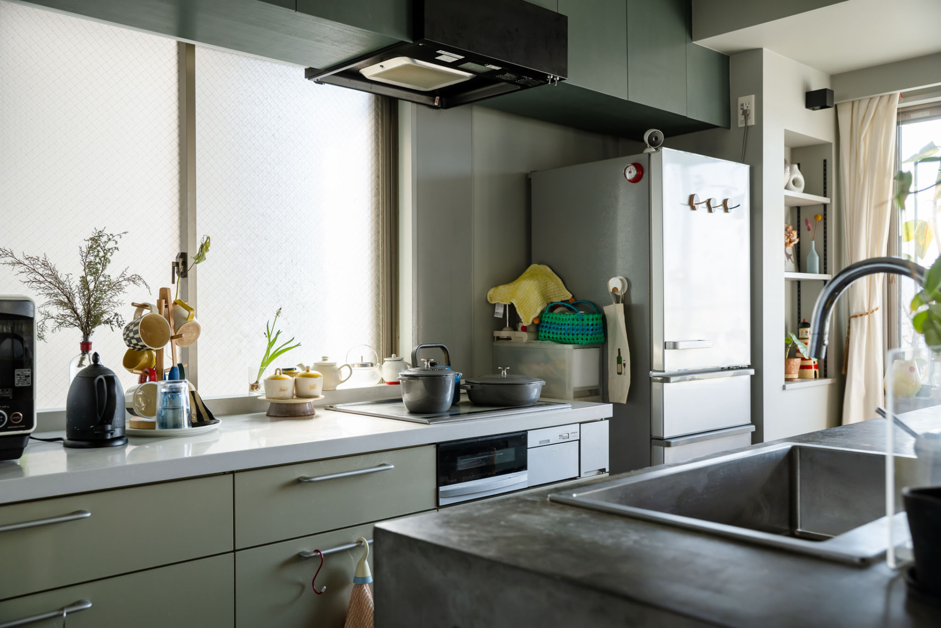 キッチンも明るいのがいい