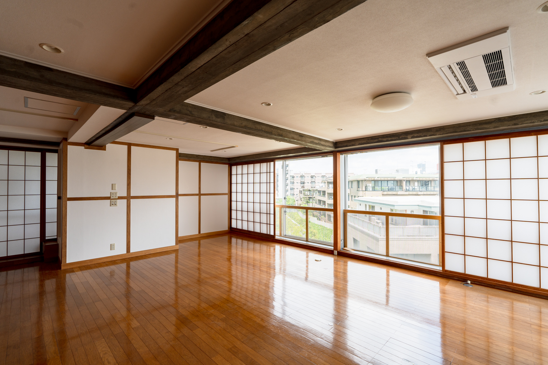 天井高＜空間の広がり
