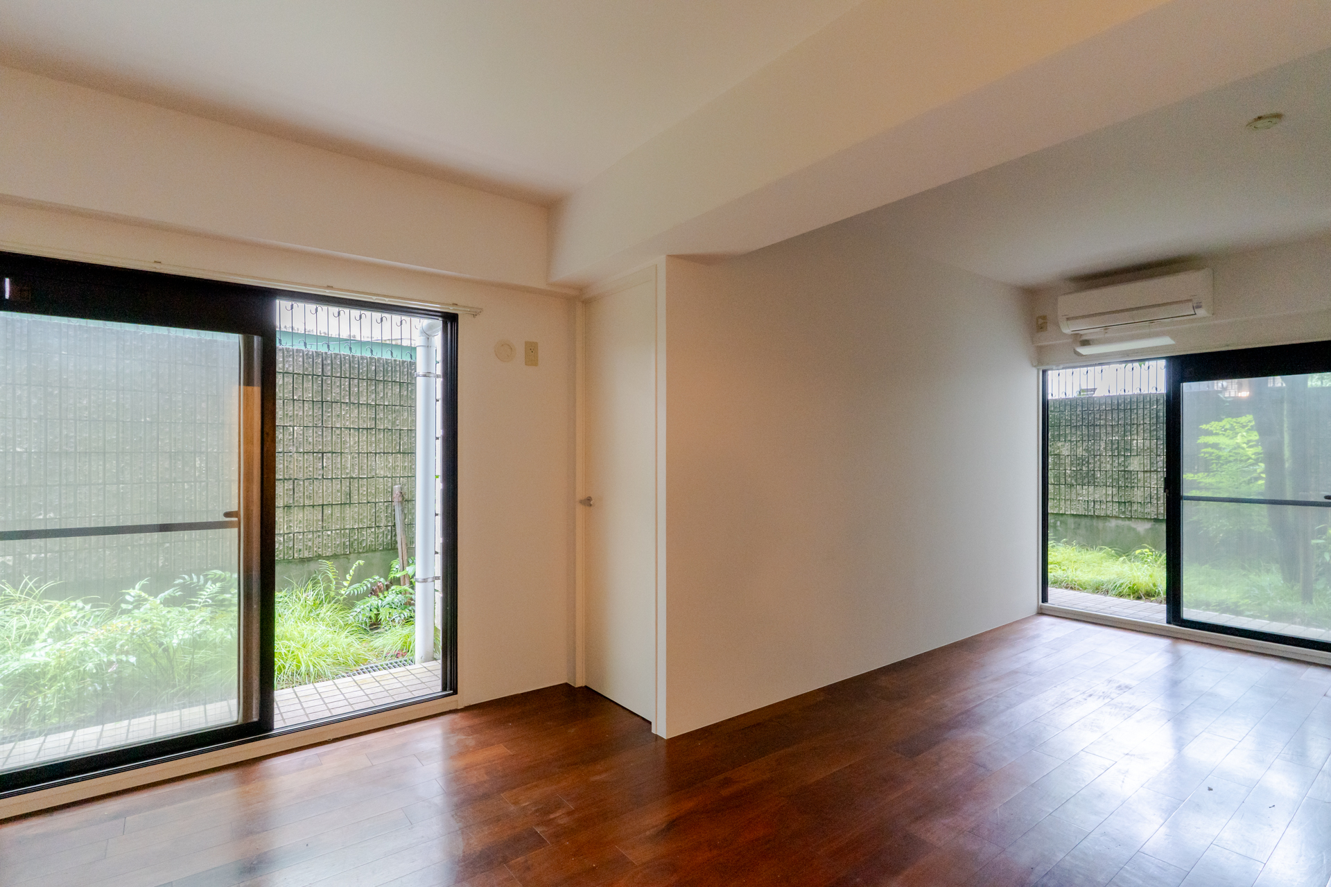 LDKのお部屋は2面の窓