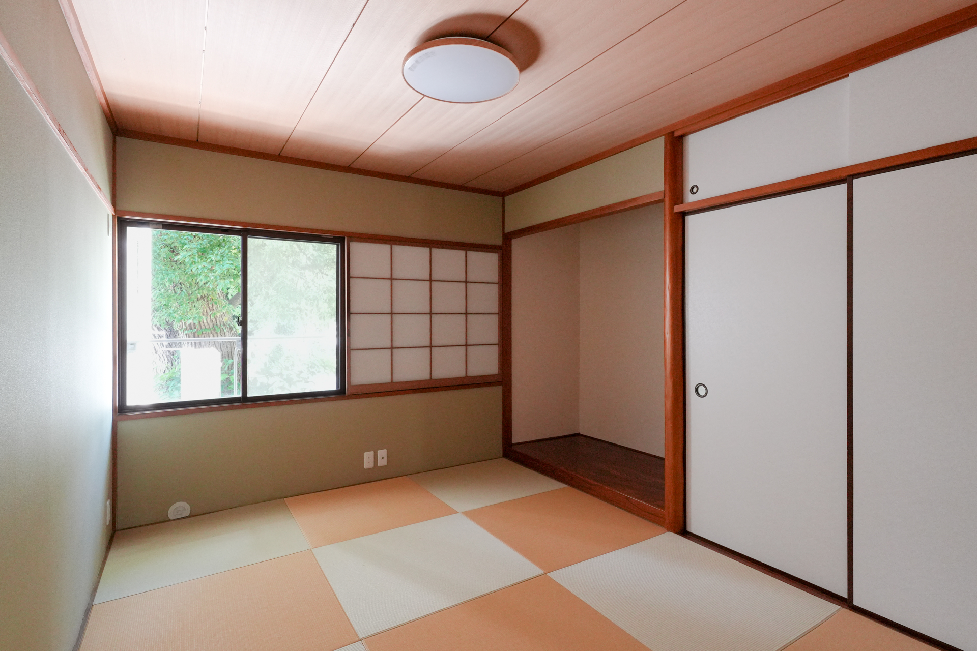 和室からも緑を眺める