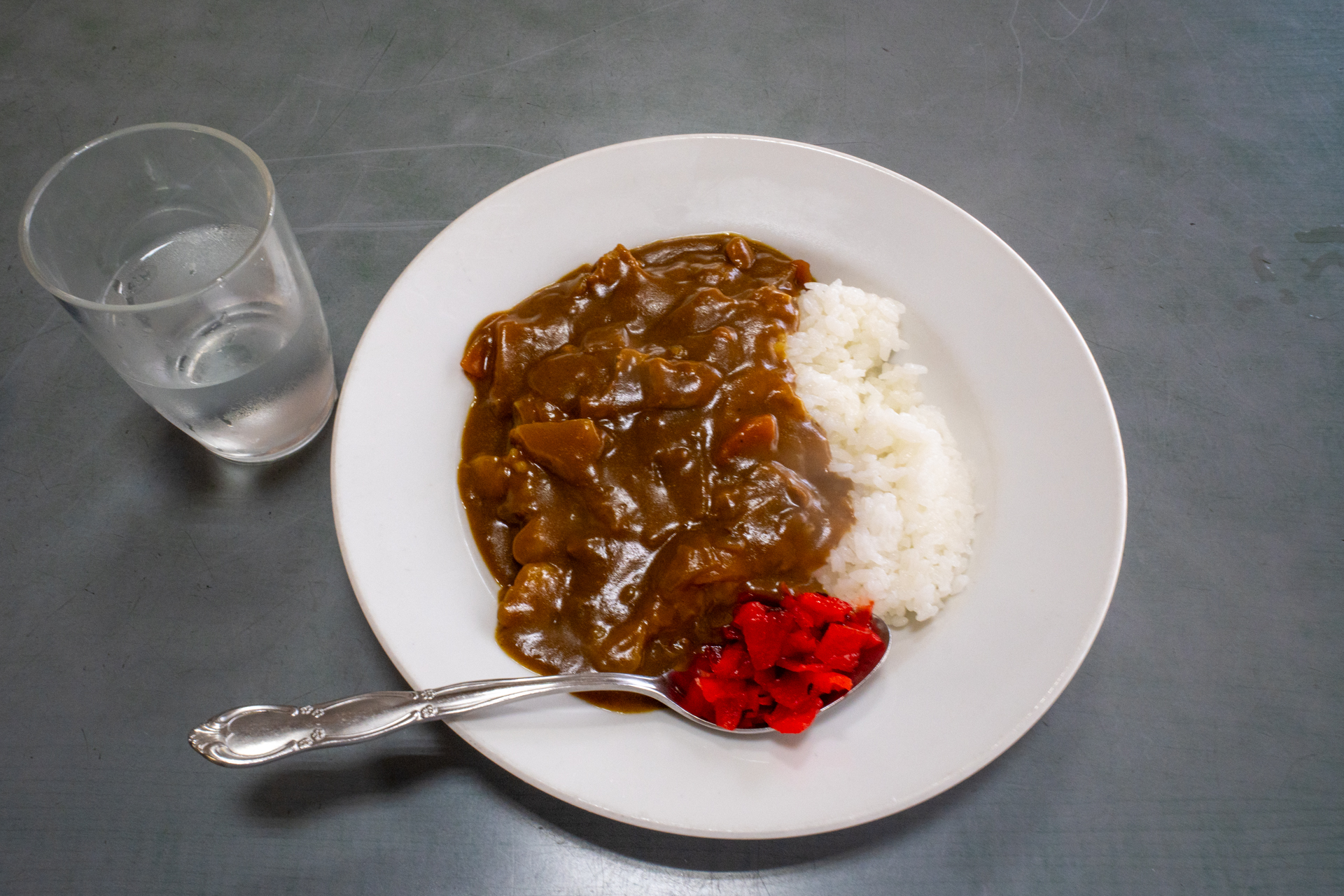 大久保だんご総本店と言えばカツ丼が人気ですが、サク飯にはカレー