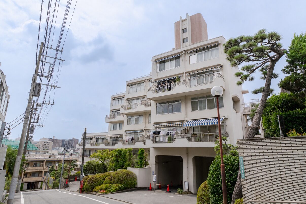 時を味方にした庭付きメゾネット