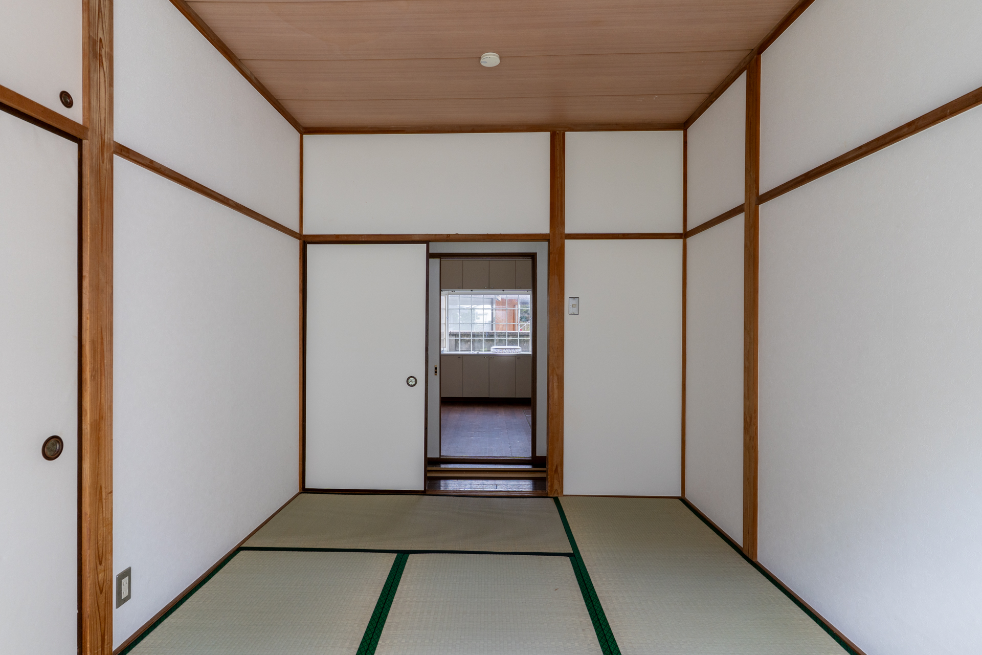 窓側からの視点