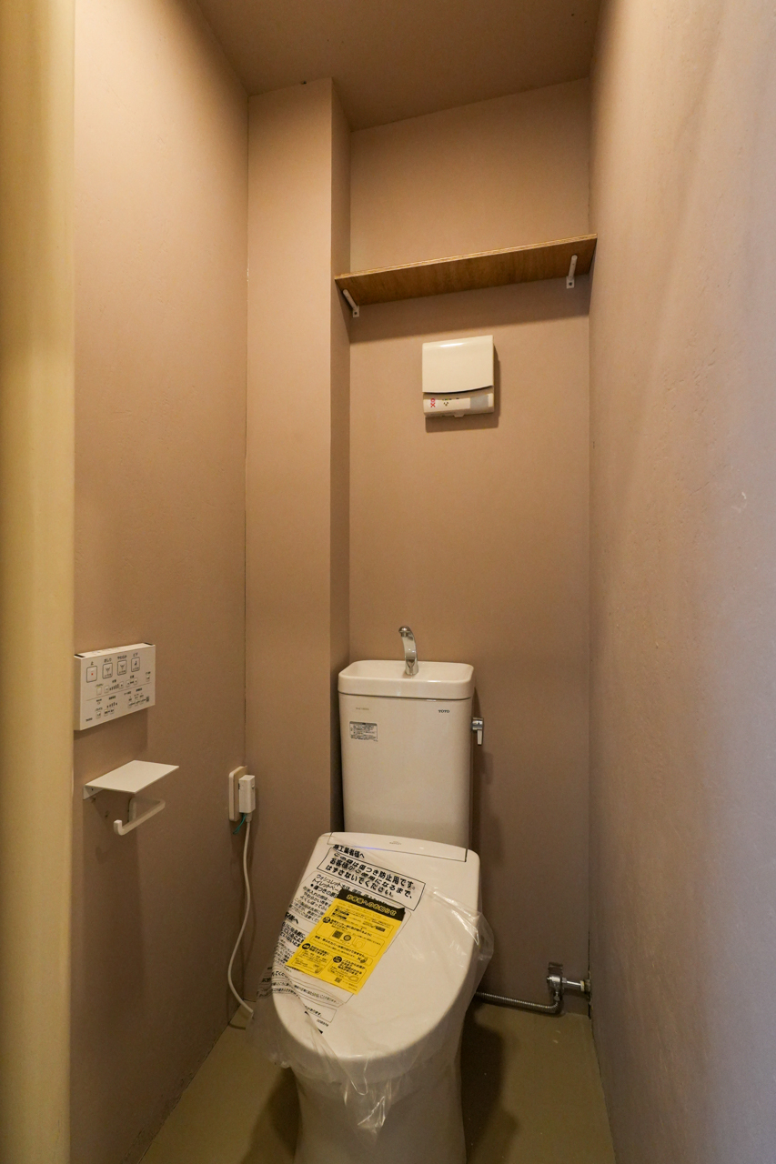 トイレも新しく