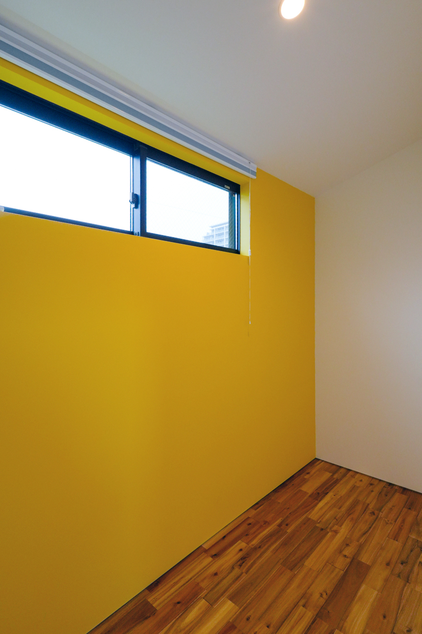 イエローのお部屋は3帖