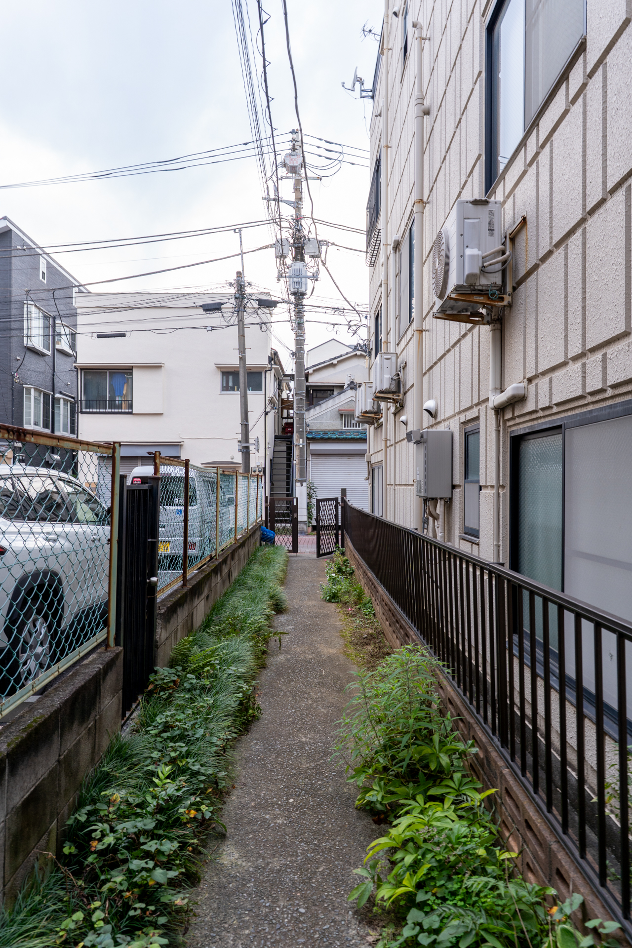 物件までの細道