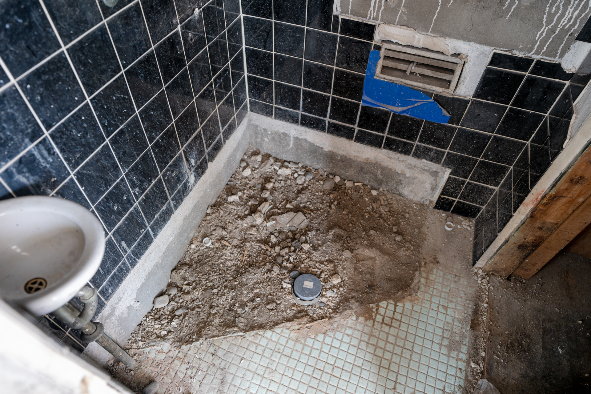 和式トイレの名残